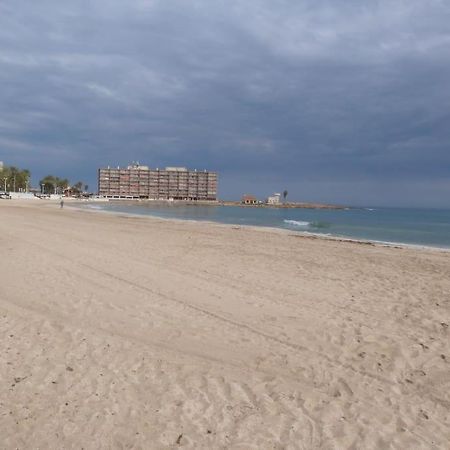 Modern Apartment In Torrevjea 200M From The Loccos Beach Torrevieja Exterior photo