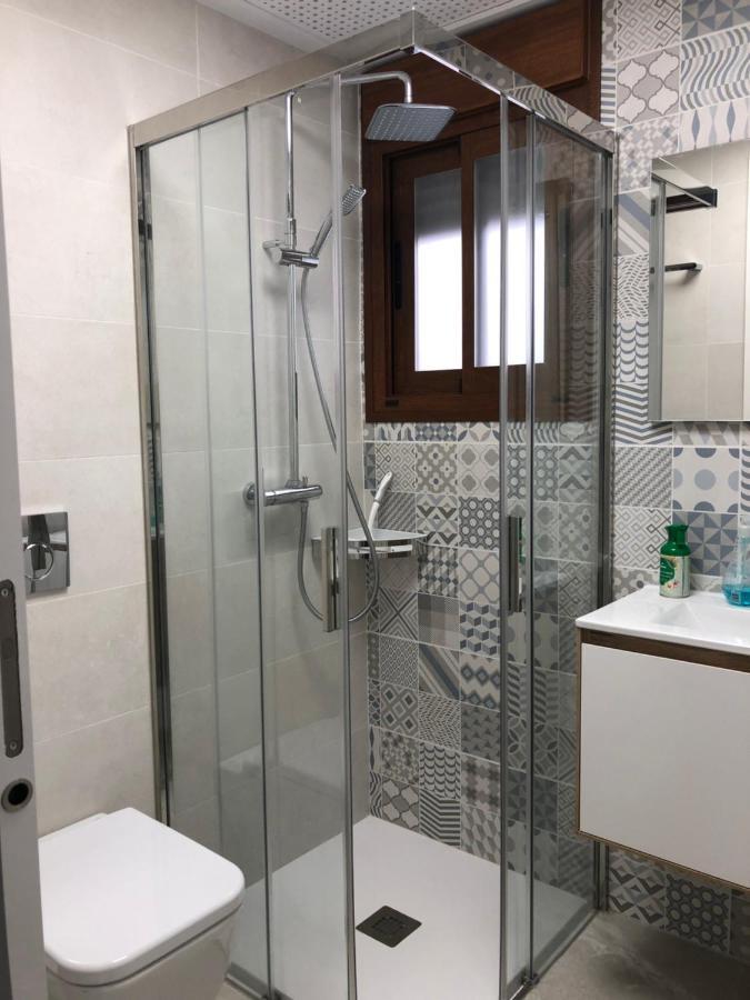 Modern Apartment In Torrevjea 200M From The Loccos Beach Torrevieja Exterior photo